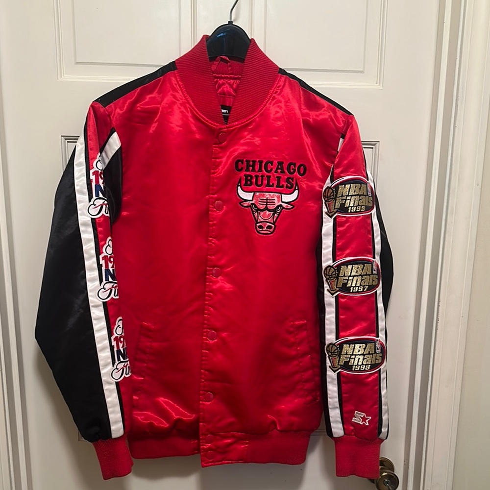 Chicago Bulls Satin Jacket 90s Champions